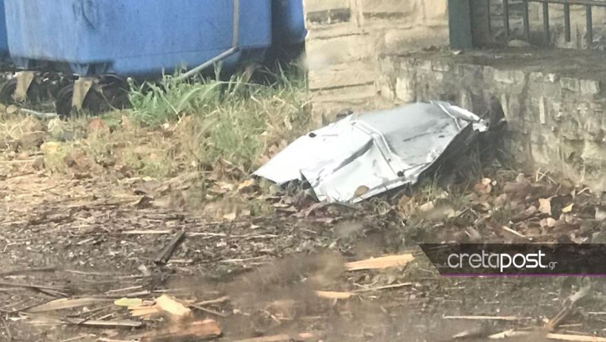 Ηράκλειο: Οδύνη στο τελευταίο «αντίο» στον 24χρονο Γιάννη που σκοτώθηκε σε τροχαίο (φωτογραφίες)