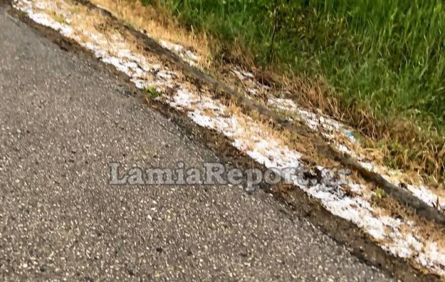 «Έστρωσε» χαλάζι στη Δυτική Φθιώτιδα - Δείτε βίντεο και φωτογραφίες