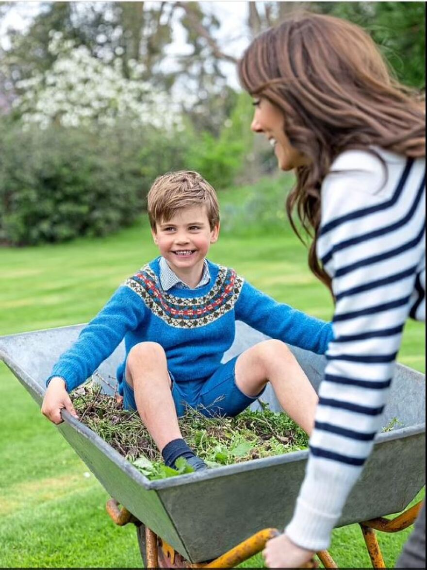 Ο πρίγκιπας Λούις έγινε 5 - Το παλάτι έδωσε νέες φωτογραφίες