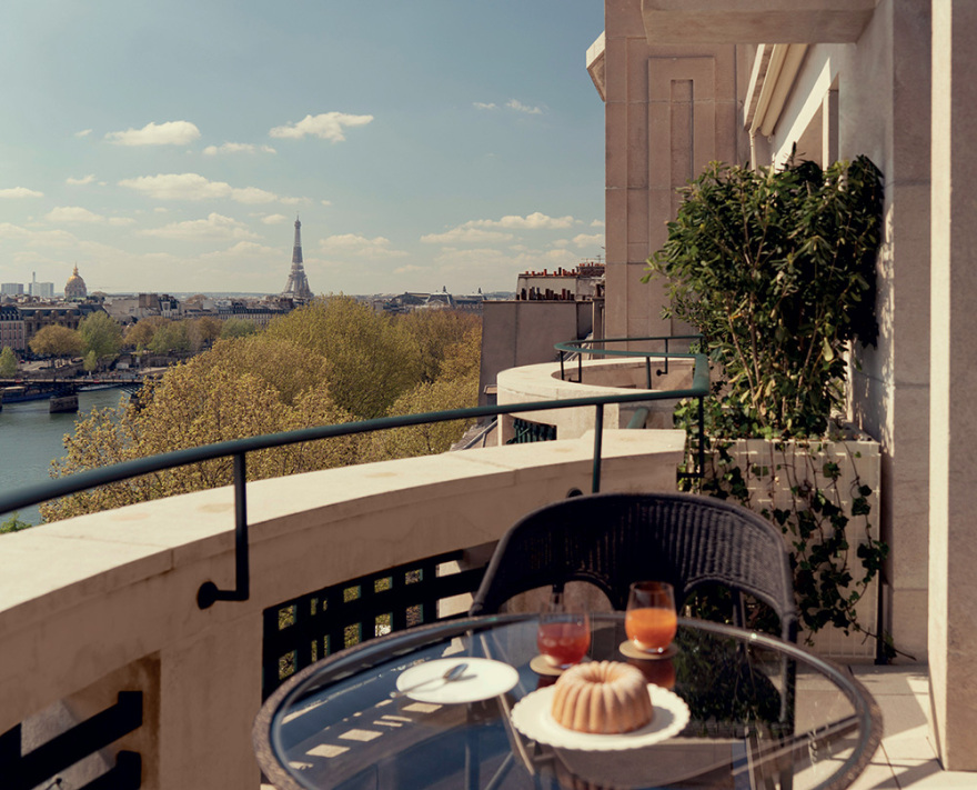 Cheval Blanc Paris: Σαμπάνια και όνειρα στο παλάτι των Αρνό στο Παρίσι