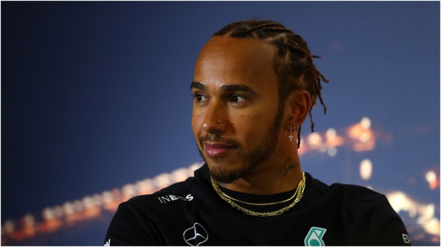 Μπραντ Πιτ: Στο βρετανικό Γκραν Πρι για τα γυρίσματα της νέας του ταινίας