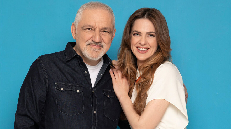 Ο Νίκος Πορτοκάλογλου και η Ρένα Μόρφη στο Θέατρο Βράχων