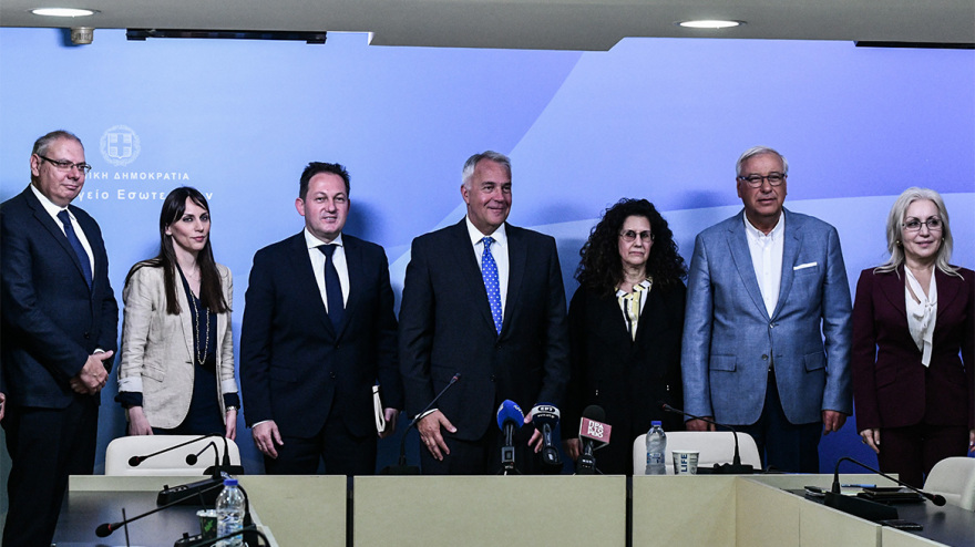 Υπουργείο Εσωτερικών: Ανέλαβε η Καλλιόπη Σπανού, παρέλαβε από τον Βορίδη