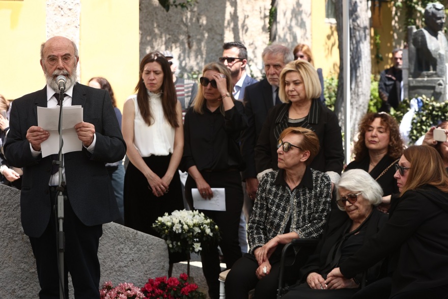 Μυρσίνη Ζορμπά: Έγινε η πολιτική κηδεία της στο Πάρκο Ελευθερίας