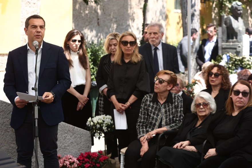 Μυρσίνη Ζορμπά: Έγινε η πολιτική κηδεία της στο Πάρκο Ελευθερίας