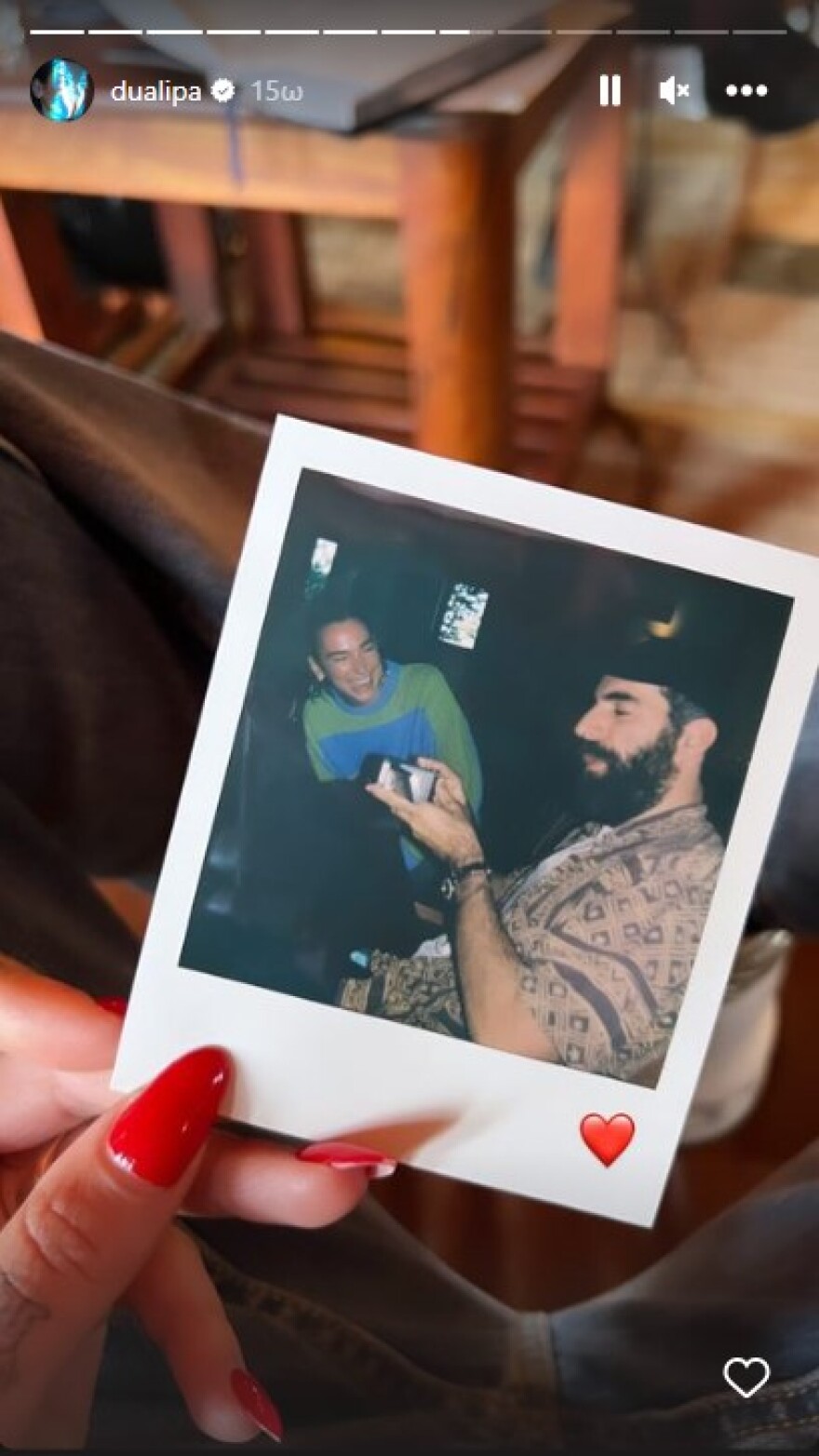 Ντούα Λίπα - Ρομέν Γαβράς: Δημοσιοποίησαν τη σχέση τους με μία φωτογραφία