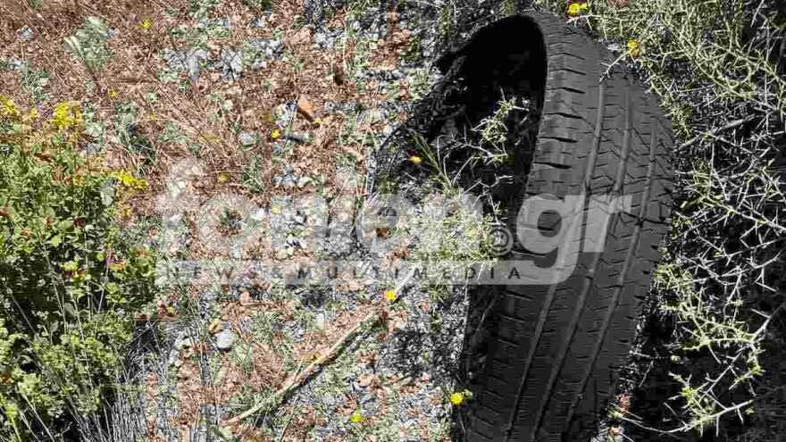 Κρήτη: Ξεκόλλησε το... λάστιχο από ασθενοφόρο του ΕΚΑΒ που μετέφερε διασωληνωμένο νεογέννητο - Δείτε φωτογραφίες