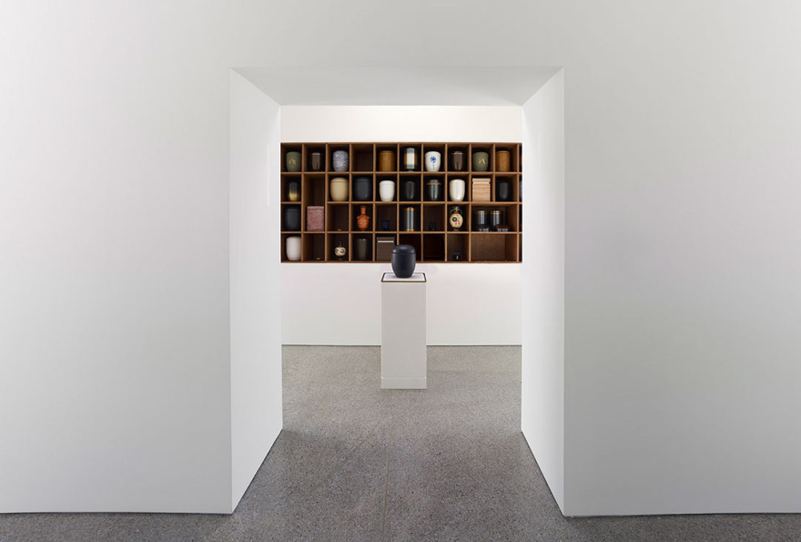 Μυρσίνη Ζορμπά: Με τραγούδια την «αποχαιρέτησαν» στο Aποτεφρωτήριο Ριτσώνας