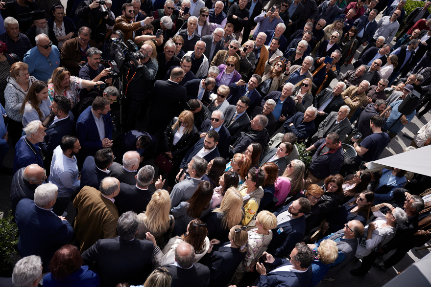 Εκλογές 2023 - Μητσοτάκης: Σκεφτείτε αντί για ευρώ να πληρώνεστε σε «Δήμητρες» με κλειστές τράπεζες