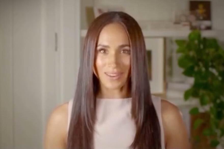 Μέγκαν Μαρκλ: To νέο look της προκάλεσε καβγά στο Twitter - «θέλει να γίνει Κέιτ Μίντλετον»