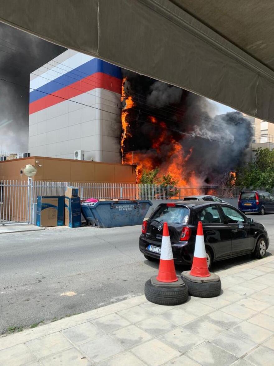 Κύπρος: Υπό έλεγχο η φωτιά στο ρωσικό πολιτιστικό κέντρο στη Λευκωσία - Δείτε φωτογραφία