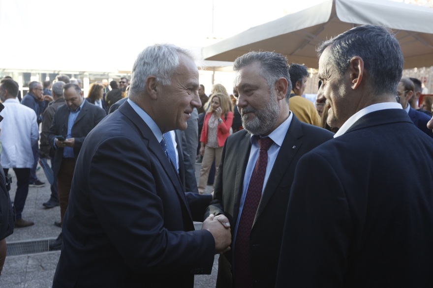 Μητσοτάκης: Μέσος μισθός €1.500, αυξήσεις σε συντάξεις και μισθούς στο Δημόσιο - Το πρόγραμμα της ΝΔ 