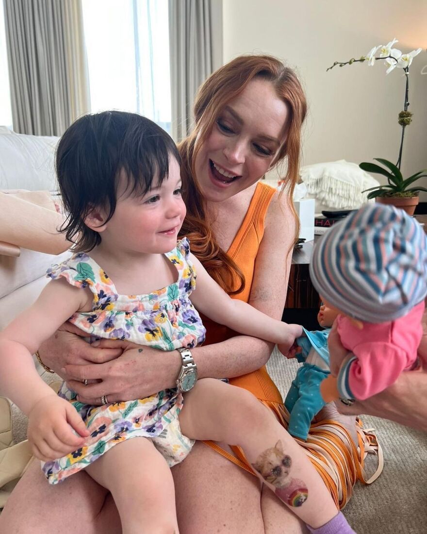 Λίντσεϊ Λόχαν: Ποζάρει με φουσκωμένη κοιλιά στο Instagram - Δείτε φωτογραφίες