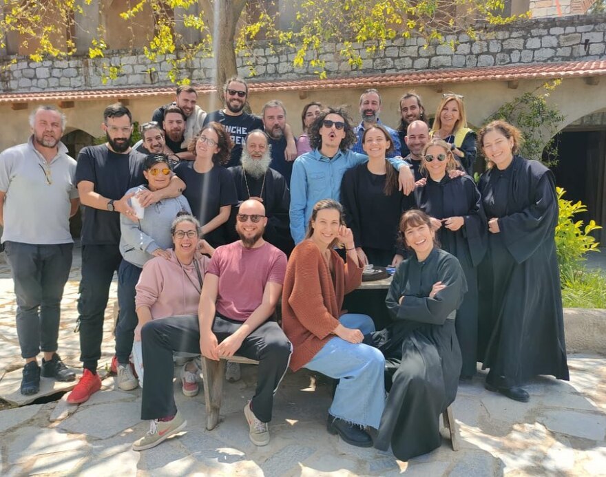 Φωτεινή Παπαθεοδώρου: Γιόρτασε τα γενέθλια της στο πλατό του «Μαύρου Ρόδου»