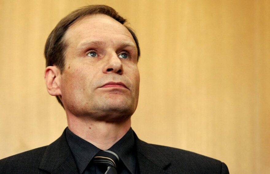 «The Cannibal Next Door»: Τα διεστραμμένα μηνύματα του Άρμιν Μάιβες στο θύμα του που... δέχτηκε να φαγωθεί