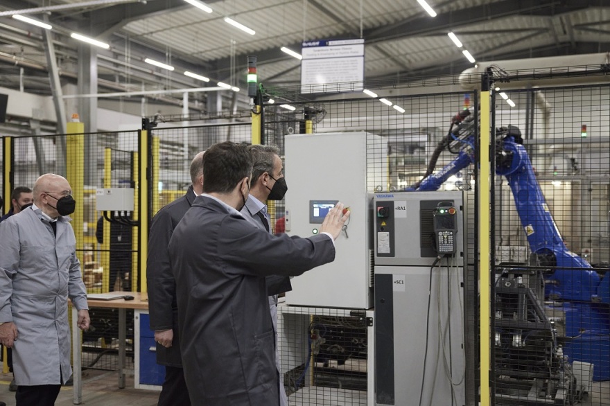 Εκλογές 2023 - Μητσοτάκης: Επισκέφθηκε το εργοστάσιο της Sunlight