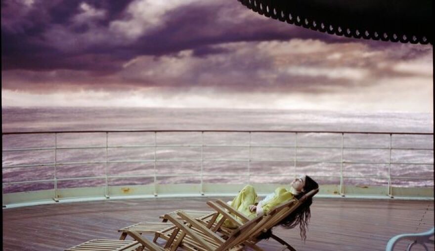 Γιώργος Λάνθιμος: Η μούσα του, Έμα Στόουν, πρωταγωνίστρια και στη νέα του ταινία - Οι πρώτες φωτογραφίες από τα γυρίσματα