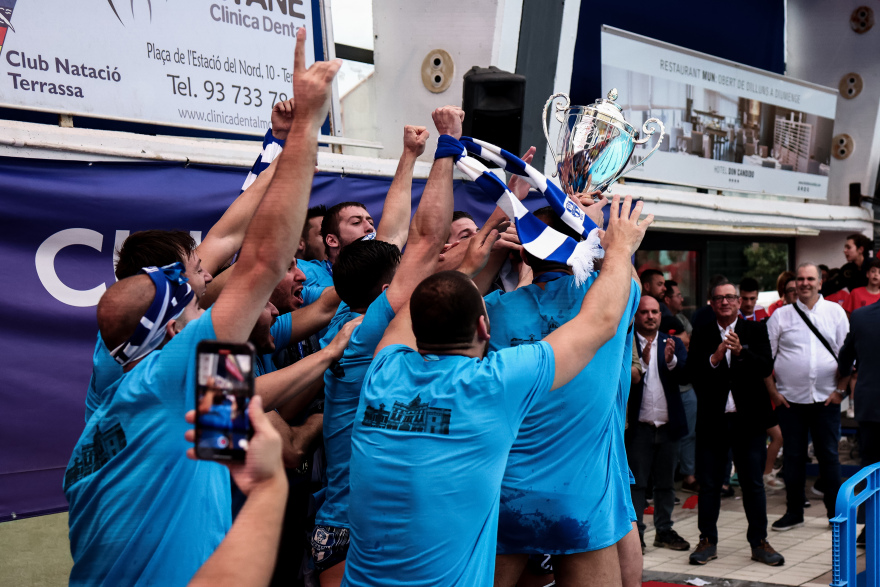 Challenger Cup πόλο, Τεράσα - Απόλλων Σμύρνης 14-18: Κυπελλούχος Ευρώπης! 