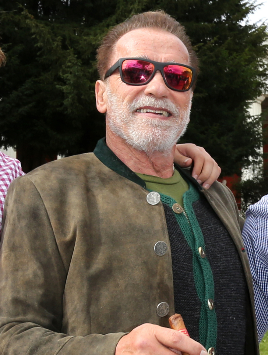 Ο Άρνολντ Σβαρτσενέγκερ για το ναζιστικό παρελθόν του: «Ο πατέρας μου παρασύρθηκε σε ένα σύστημα μίσους»