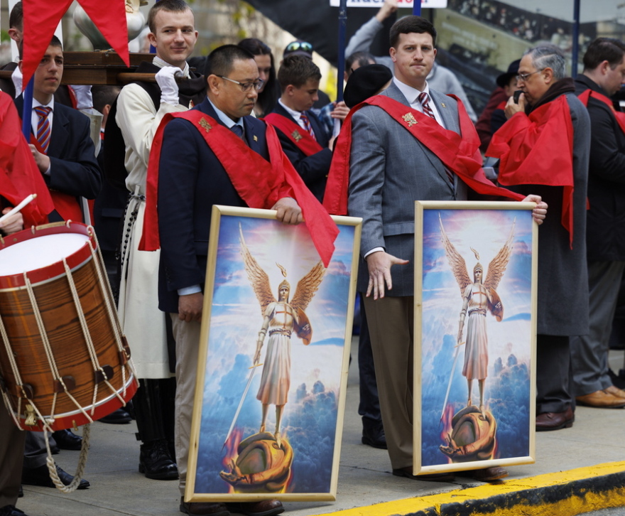 SatanCon: Σάλος στη Βοστώνη με το sold-out «σατανιστικό» συνέδριο - Δείτε βίντεο και φωτογραφίες