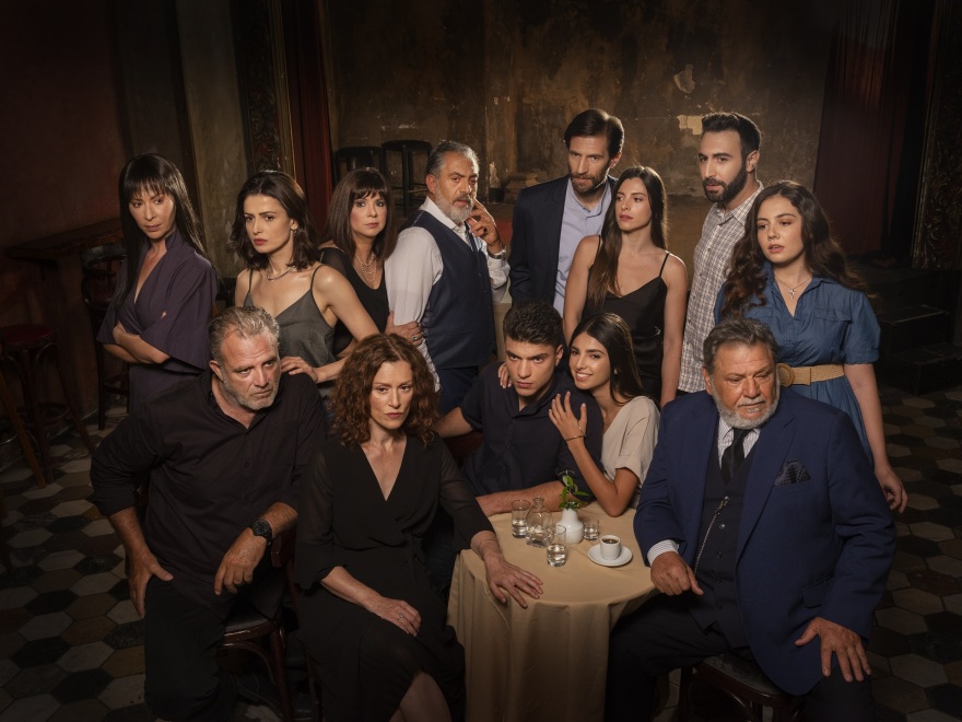 MEGA: Πρωτιά στην prime time τον Απρίλιο