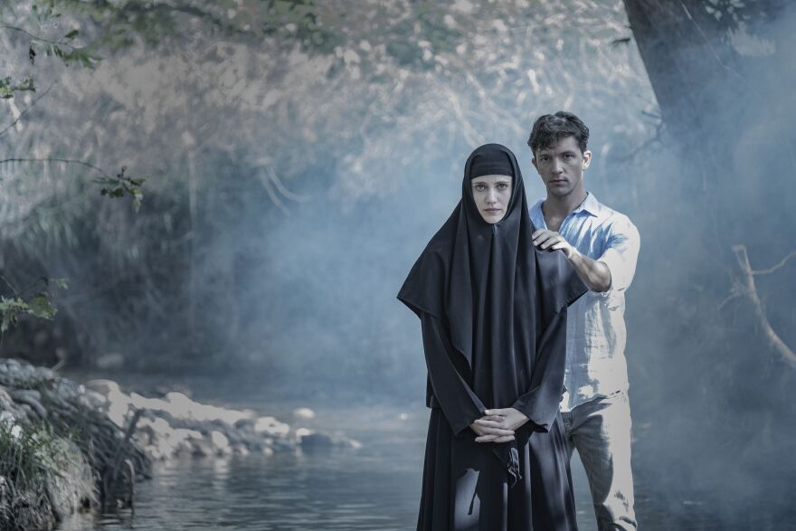 MEGA: Πρωτιά στην prime time τον Απρίλιο