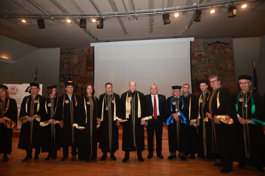 Επίτιμος Διδάκτωρ στο ΑΠΘ ο Νίκος Γκάλης: «Μια τιμή που δεν θα ξεχάσω ποτέ» - Δείτε βίντεο