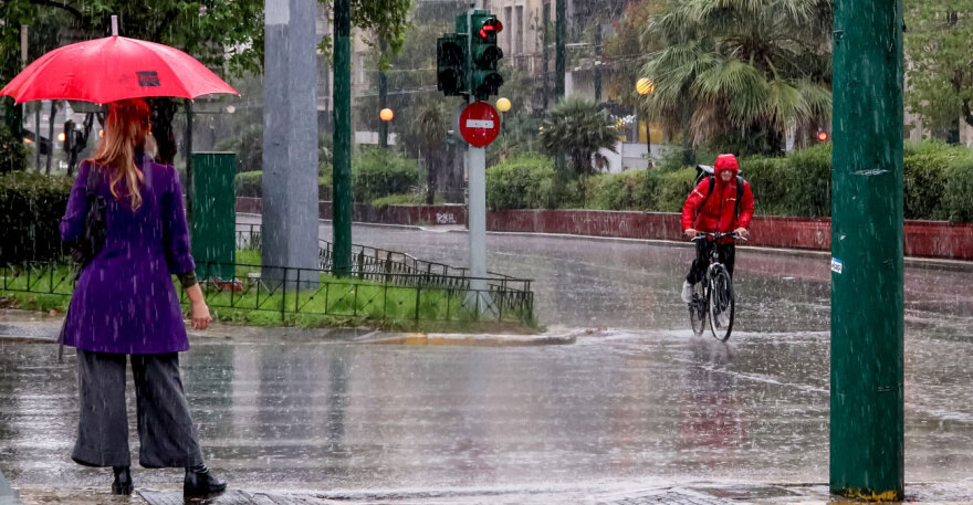 Καιρός: Τα μέτρα της Πολιτικής Προστασίας για την κακοκαιρία - Πώς να προστατευτείτε από κεραυνούς