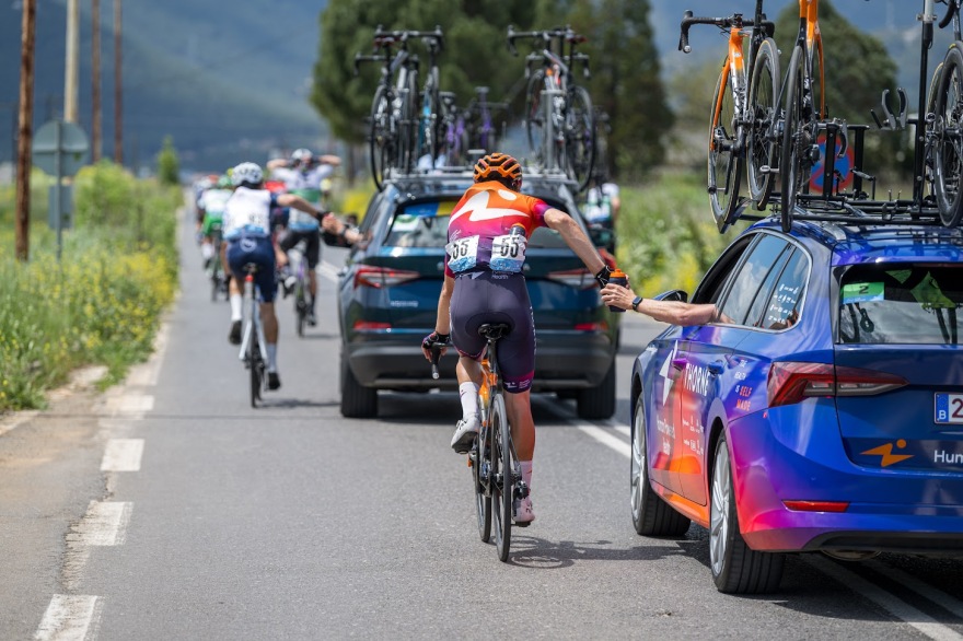 ΔΕΗ Ποδηλατικός Γύρος: Ο Τίμοθι Ντιπόν κυριάρχησε στο μαζικό σπριντ στην παραλία της Καλαμάτας