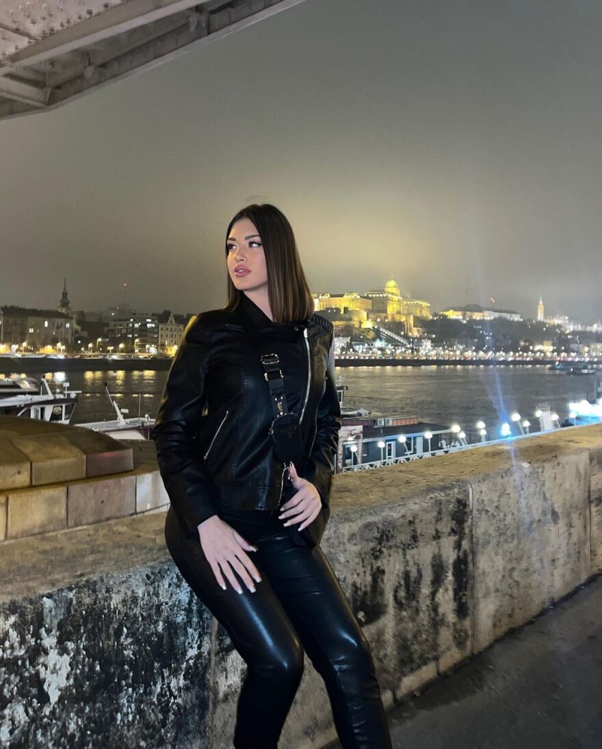 Ποια είναι η νέα σύντροφος του Snik, Κατερίνα Βαγκάνσια