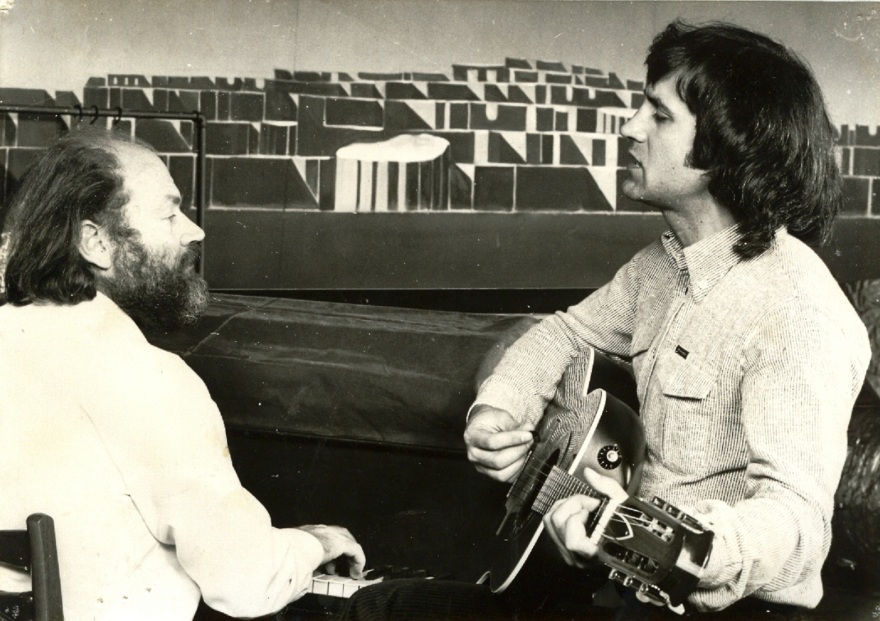 Γιάννης Μαρκόπουλος: Ο συνθέτης που δημιούργησε το δικό του κίνημα στην ελληνική μουσική