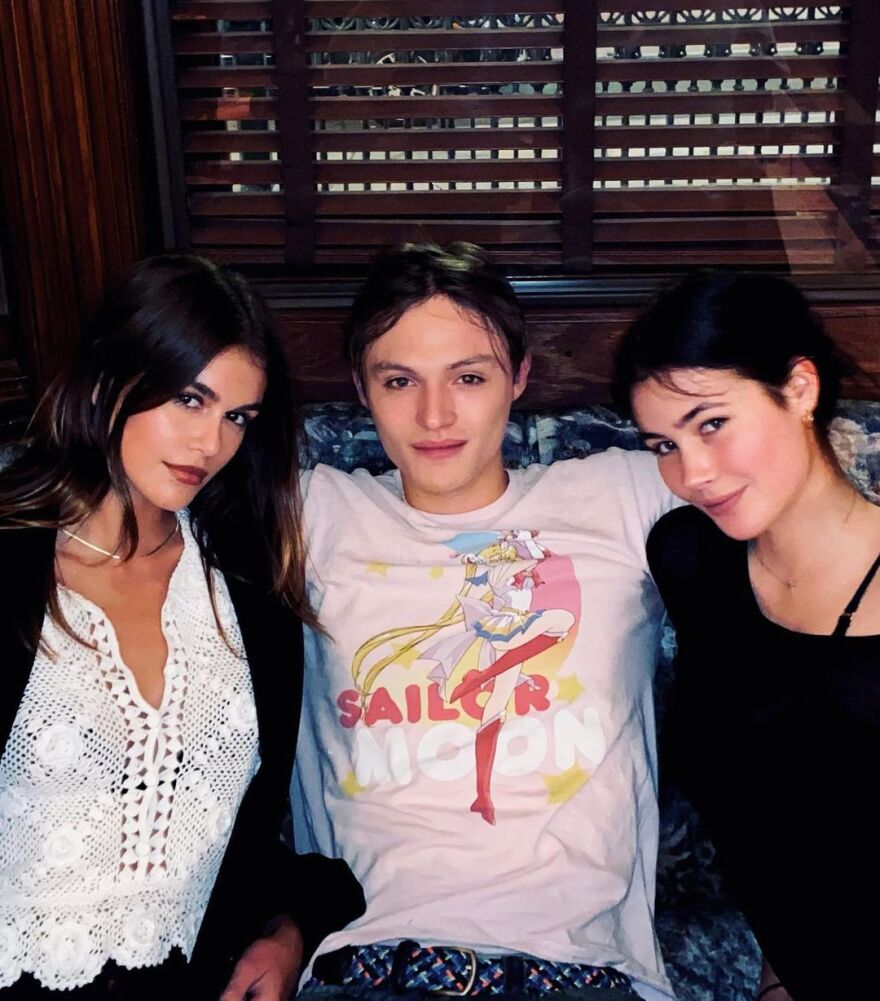  Έλενα Κρίστενσεν, Κρίστι Τέρλινγκτον και Σίντι Κρόφορντ ποζάρουν και πάλι μαζί - «Φιλίες ζωής»