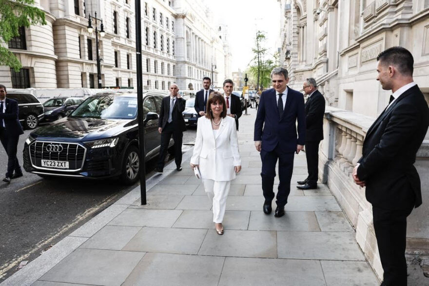 Στέψη βασιλιά Καρόλου: Στο Μπάκιγχαμ η Σακελλαροπούλου 