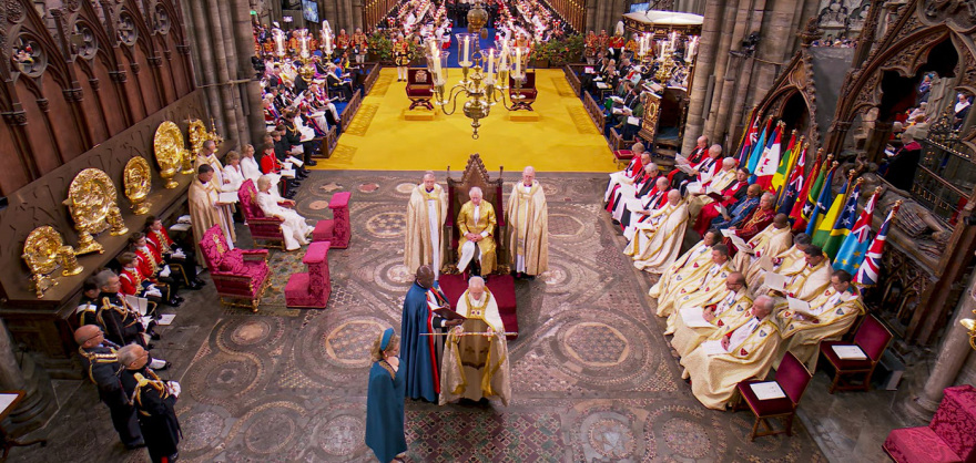 Στέψη βασιλιά Καρόλου: Με τη βασιλική οικογένεια στο μπαλκόνι του Μπάκιγχαμ έπεσε η αυλαία της λαμπερής τελετής