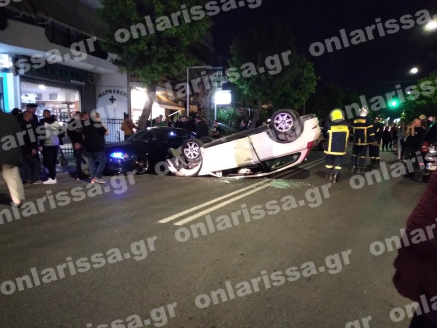 Λάρισα: Τρομακτικό τροχαίο με τρεις τραυματίες - Αναποδογύρισε το ένα όχημα