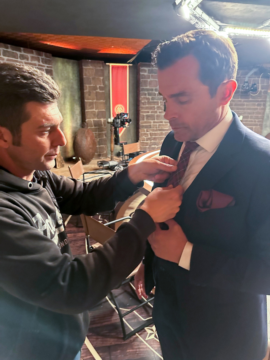 Προδότες: Οι πρώτες φωτογραφίες του Κωνσταντίνου Μαρκουλάκη από το νέο τηλεπαιχνίδι