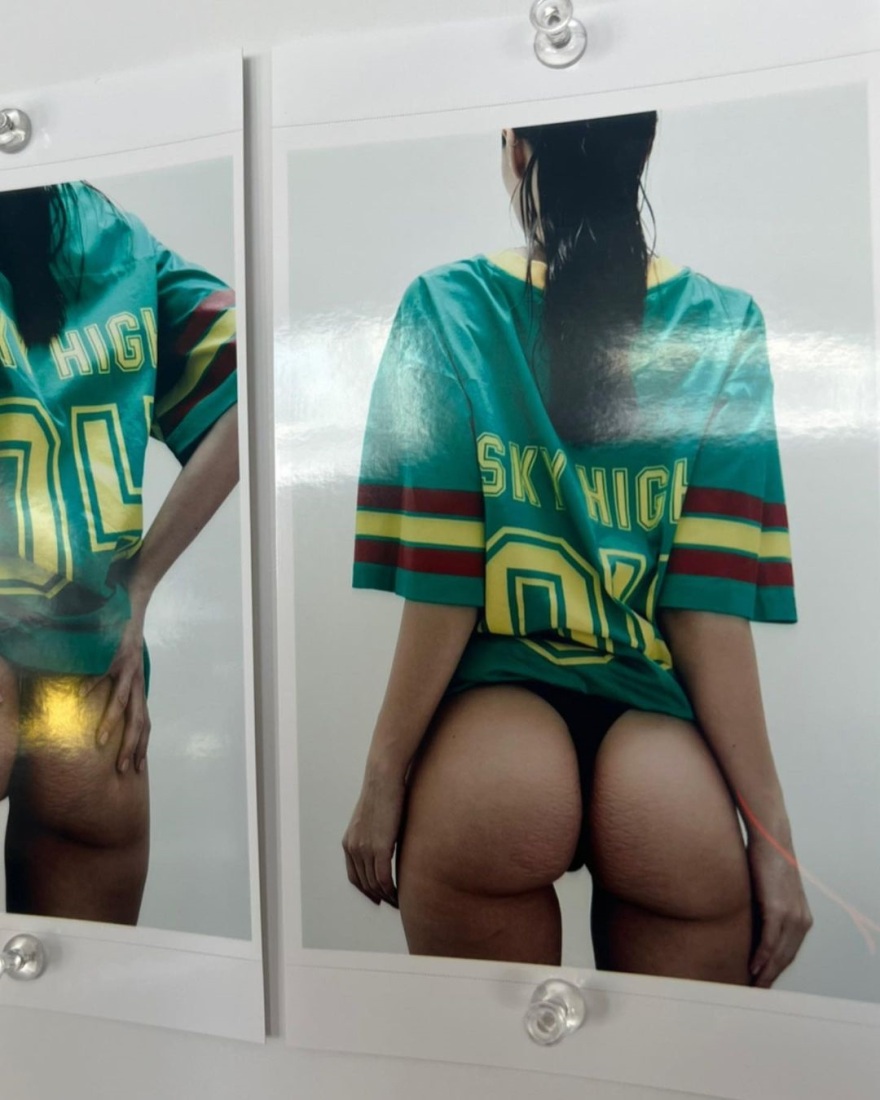 Έμιλι Ραταϊκόφσκι: Ποζάρει με τον γιο της και το μπικίνι της