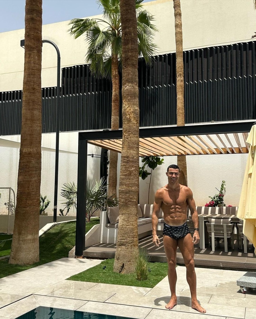 Κριστιάνο Ρονάλντο - Τζορτζίνα Ροντρίγκεζ: Δίνουν μια γεύση από το «παλάτι» που ζουν στη Μέση Ανατολή