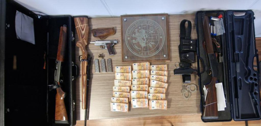 Γλυφάδα: Ανθυπασπιστής Λιμενικού έκαψε το αυτοκίνητο της αξιωματικού και πέταξε χειροβομβίδα στο σπίτι της 