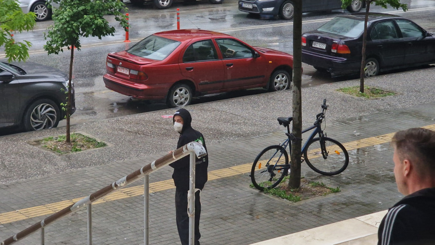 Θεσσαλονίκη: «Έκανα τον σταυρό και πηδούσα ενώ το κτήριο φλεγόταν» λέει ο ένας από τους δύο παρκουρίστες