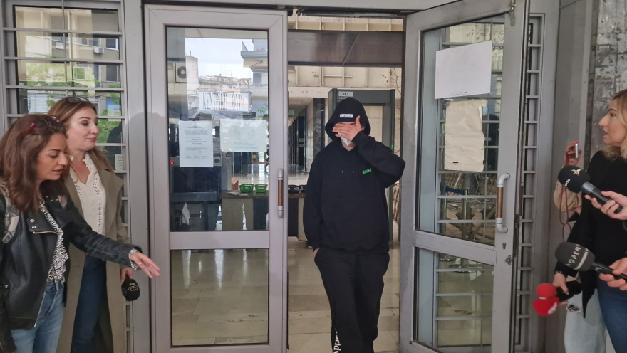 Θεσσαλονίκη: «Έκανα τον σταυρό και πηδούσα ενώ το κτήριο φλεγόταν» λέει ο ένας από τους δύο παρκουρίστες