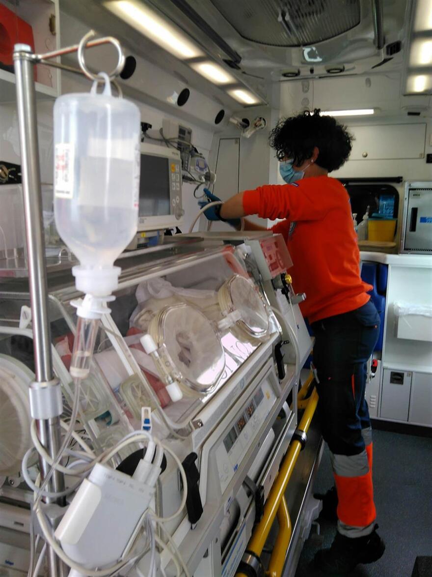 Σαντορίνη: Αεροδιακομιδή «ζωής» για πρόωρο νεογνό στο νοσοκομείο Ηρακλείου - Δείτε φωτογραφίες