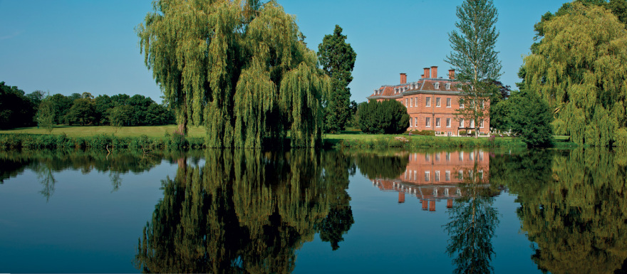 Denham Place: Το αρχοντικό των βασιλέων και των μεγιστάνων 