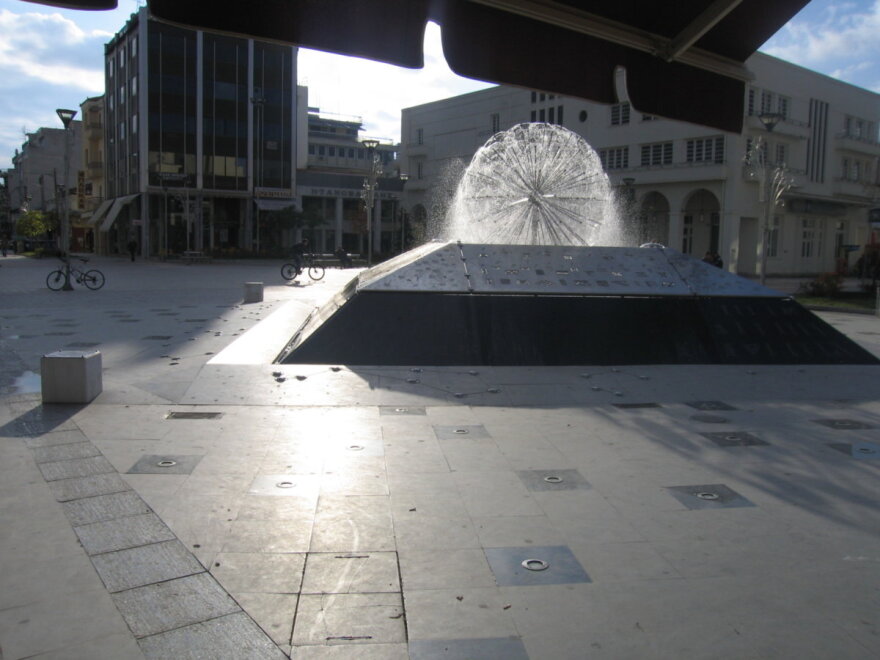 Νέλλα Γκόλαντα: Έφυγε από τη ζωή η γλύπτρια που μεταμόρφωσε το αστικό τοπίο 