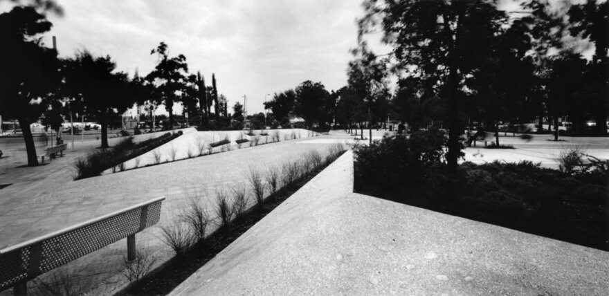 Νέλλα Γκόλαντα: Έφυγε από τη ζωή η γλύπτρια που μεταμόρφωσε το αστικό τοπίο 