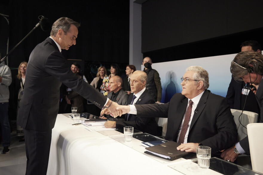 Εκλογές 2023 - Ντιμπέιτ: Η γκλίτσα του ΚΚΕ για τον Τσίπρα και η Παναγία γκέισα - Οι 7 ατάκες από την τηλεμαχία των αρχηγών