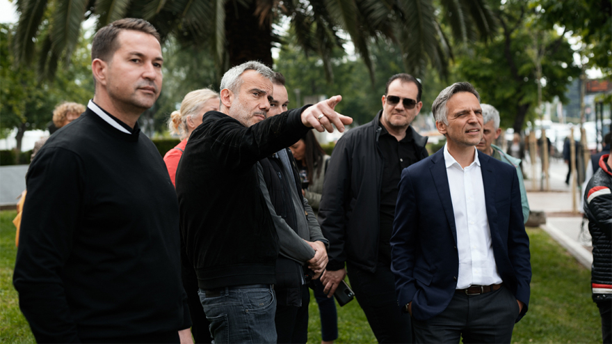 Αναβαθμίζεται το πράσινο στον άξονα της Τσιμισκή – Νέα δέντρα στη θέση των άρρωστων και επικίνδυνων φτελιών