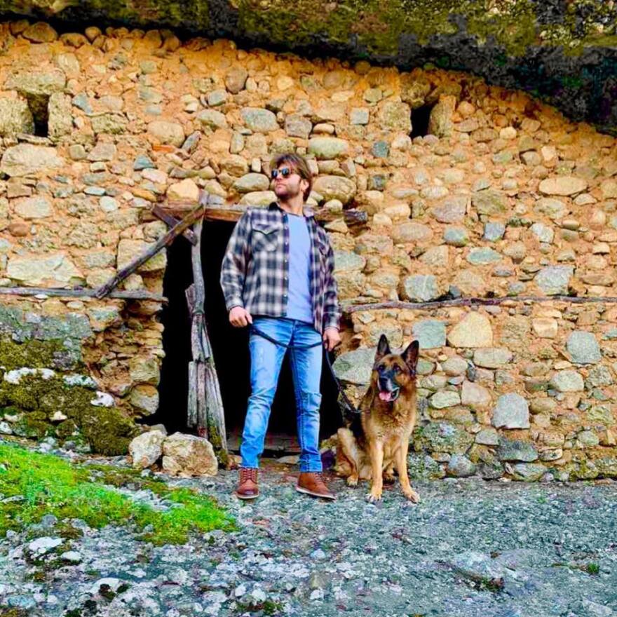 Καλλιμάρμαρο: Θρήνος για τον 30χρονο ειδικό φρουρό που σκοτώθηκε στο τροχαίο - O Ηλίας γύριζε από τη δουλειά του