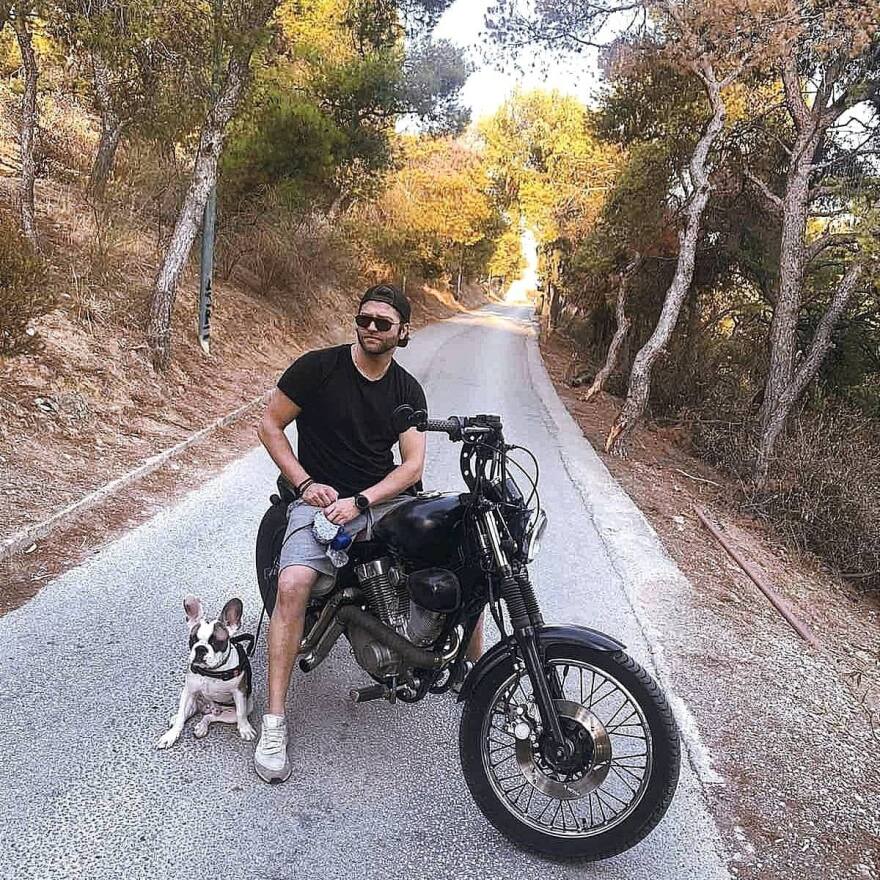 Καλλιμάρμαρο: Θρήνος για τον 30χρονο ειδικό φρουρό που σκοτώθηκε στο τροχαίο - O Ηλίας γύριζε από τη δουλειά του