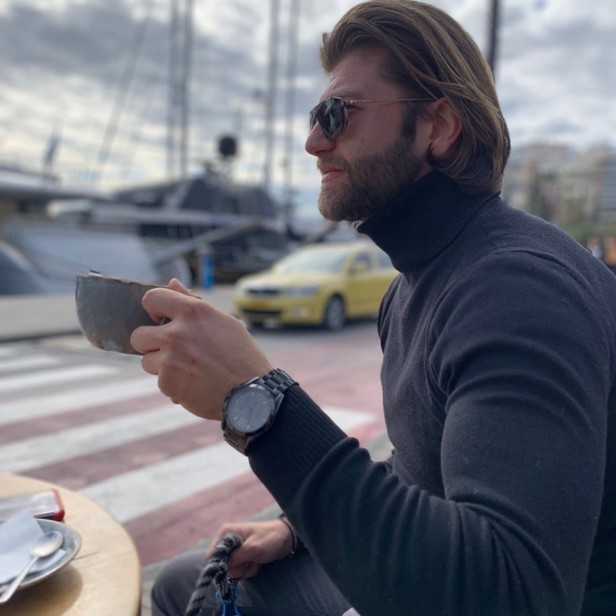 Καλλιμάρμαρο: Θρήνος για τον 30χρονο ειδικό φρουρό που σκοτώθηκε στο τροχαίο - O Ηλίας γύριζε από τη δουλειά του